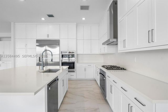 20415 Southernwood Ave, Boca Raton, FL 33434