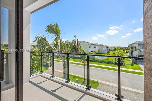 20415 Southernwood Ave, Boca Raton, FL 33434