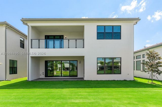 20415 Southernwood Ave, Boca Raton, FL 33434