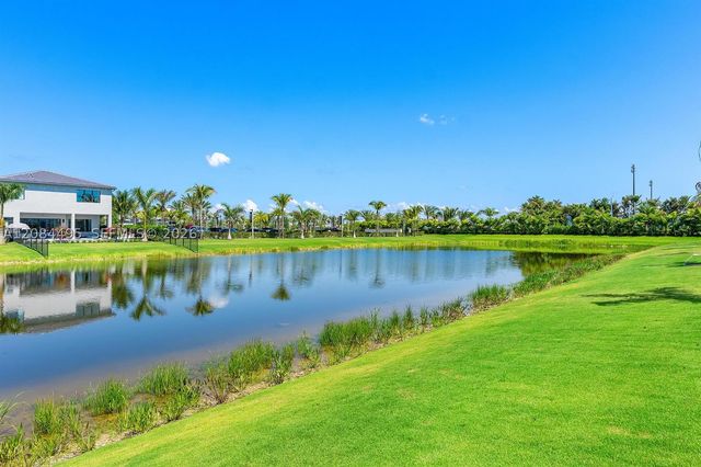 20415 Southernwood Ave, Boca Raton, FL 33434