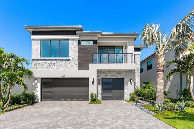 20415 Southernwood Ave, Boca Raton, FL 33434