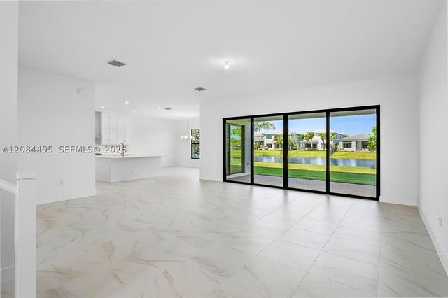 20415 Southernwood Ave, Boca Raton, FL 33434