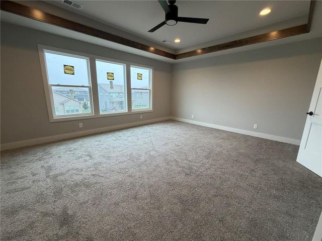 1605 SW Arbor Park Drive, Lee's Summit, MO 64082