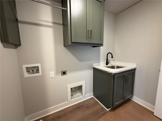 1605 SW Arbor Park Drive, Lee's Summit, MO 64082