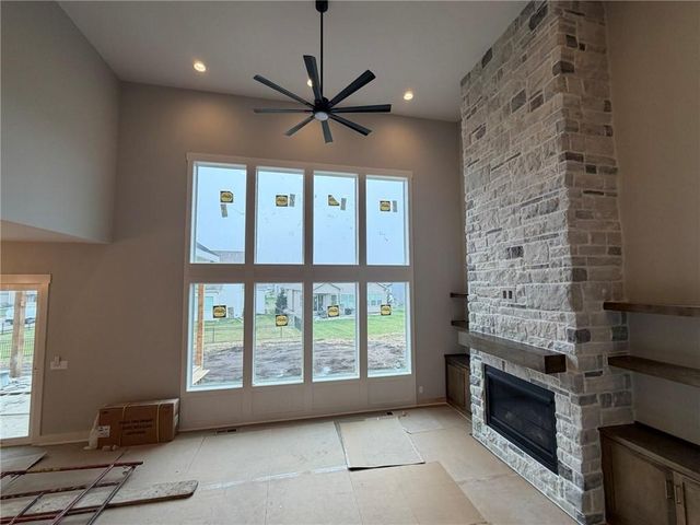 1605 SW Arbor Park Drive, Lee's Summit, MO 64082