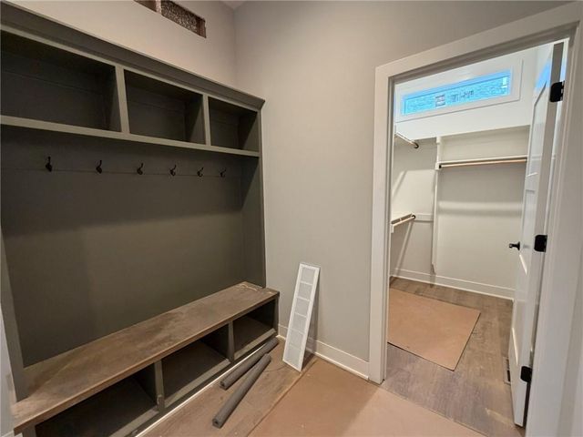 1605 SW Arbor Park Drive, Lee's Summit, MO 64082