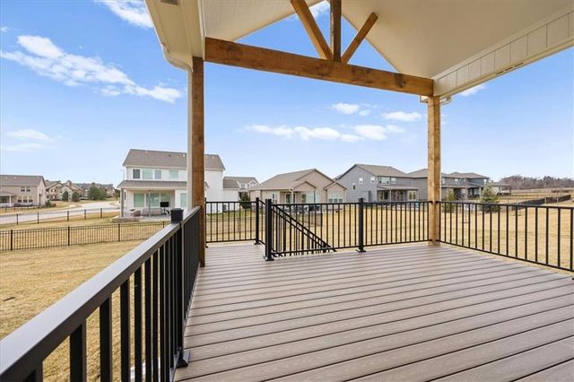 1605 SW Arbor Park Drive, Lee's Summit, MO 64082