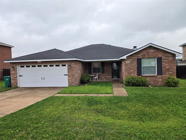 1226 Wisdom Drive, Cedar Hill, TX 75104