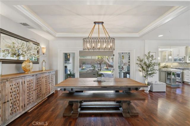 5220 E El Roble, Long Beach, CA 90815