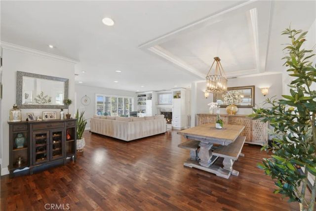 5220 E El Roble, Long Beach, CA 90815