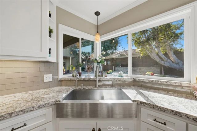 5220 E El Roble, Long Beach, CA 90815