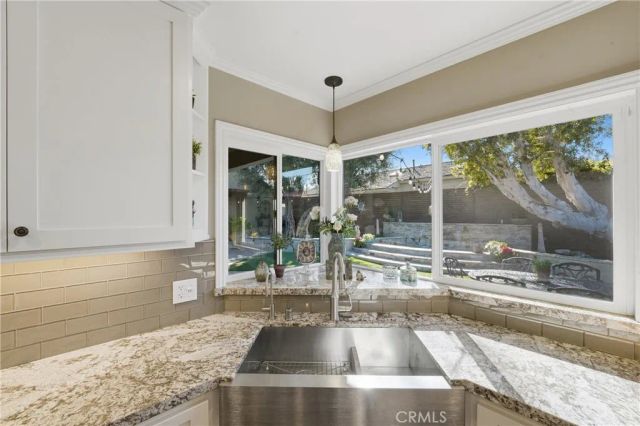 5220 E El Roble, Long Beach, CA 90815