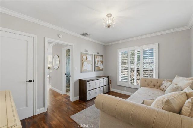 5220 E El Roble, Long Beach, CA 90815