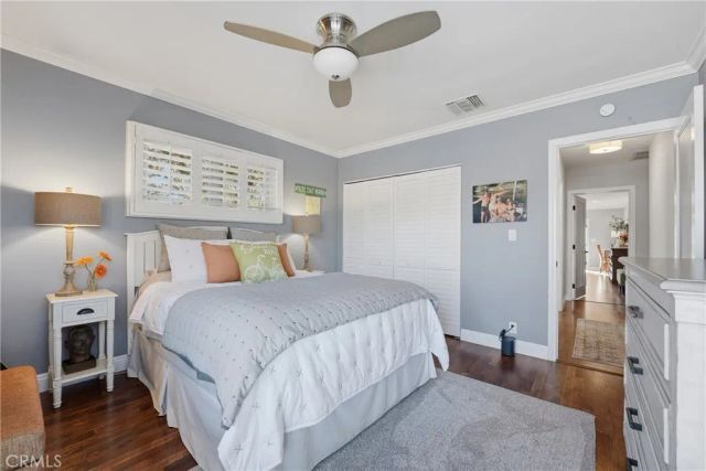 5220 E El Roble, Long Beach, CA 90815