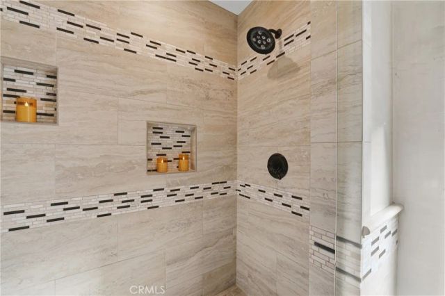 5220 E El Roble, Long Beach, CA 90815