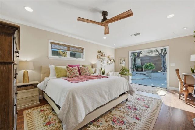 5220 E El Roble, Long Beach, CA 90815