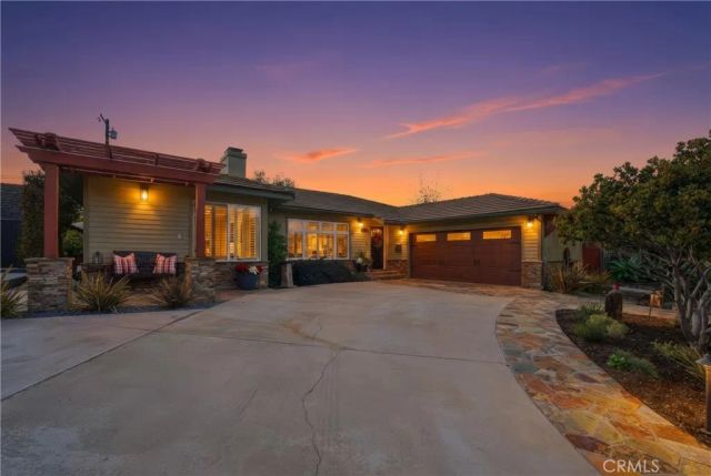 5220 E El Roble, Long Beach, CA 90815