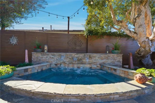 5220 E El Roble, Long Beach, CA 90815