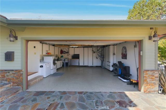 5220 E El Roble, Long Beach, CA 90815