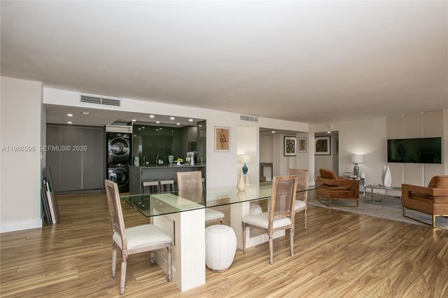 1800 NE 114th Street 2309, Miami, FL 33181