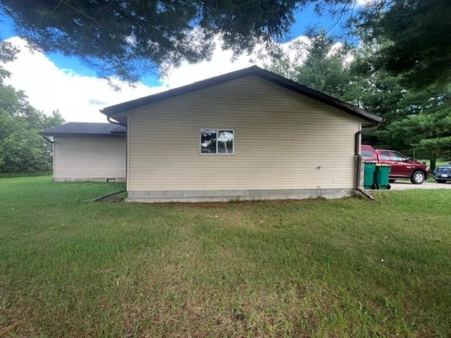 N7418 22ND ROAD, Neshkoro, WI 54960