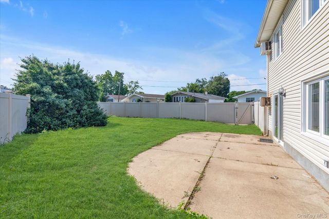 2715 Short Street, Bellmore, NY 11710