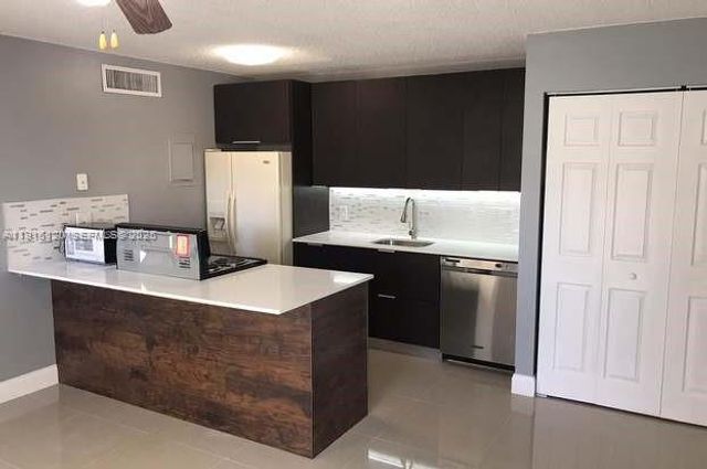 637 Executive Center Drive N107, West Palm Beach, FL 33401