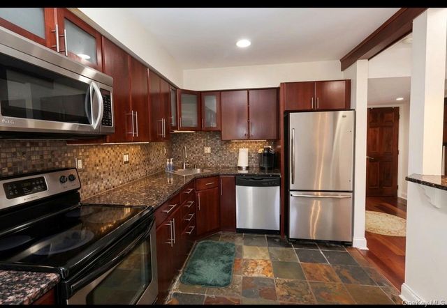 350 N Water Street Bldg 6- Unit 6, Newburgh, NY 12550