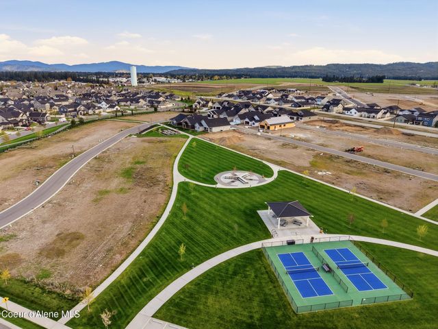 4444 W Hide Away LN, Coeur D'alene, ID 83815