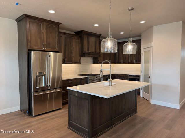 4444 W Hide Away LN, Coeur D'alene, ID 83815