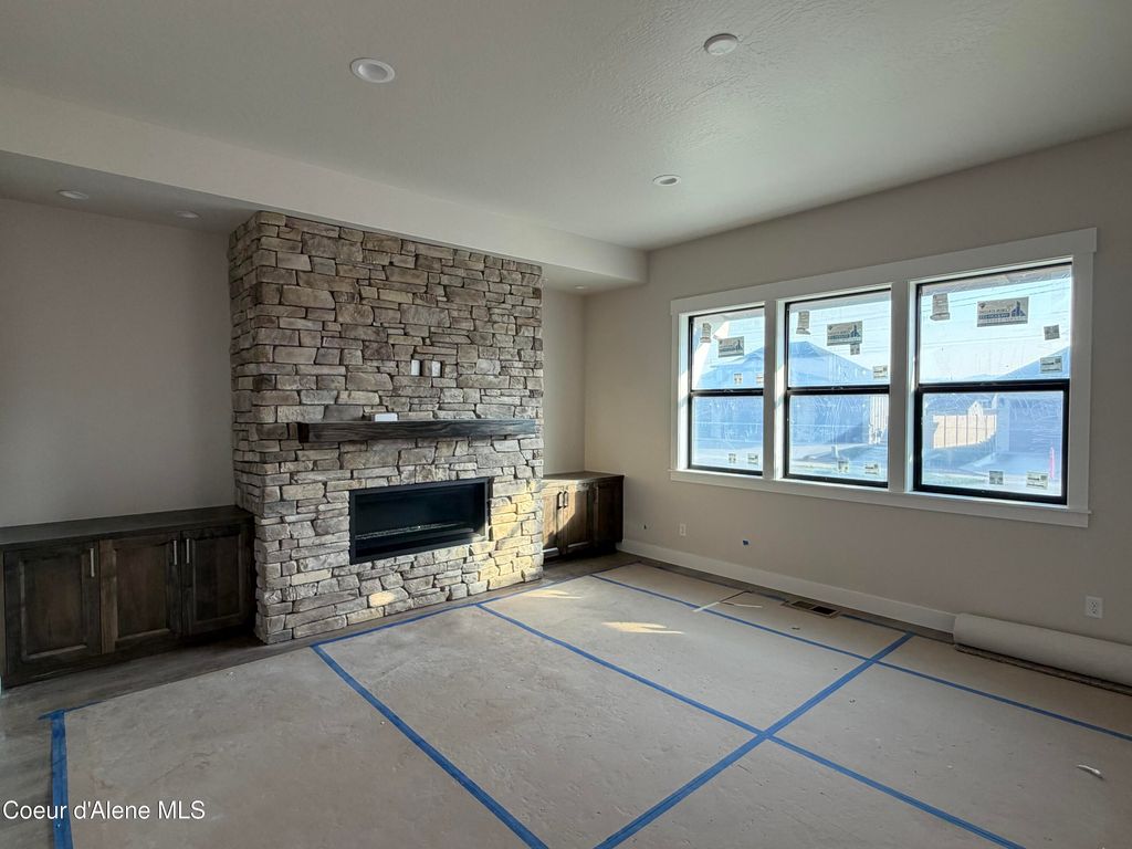4444 W Hide Away LN, Coeur d'Alene, ID 83815 photo 5