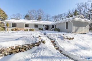 34 Milan Road, Woodbridge, CT 06525