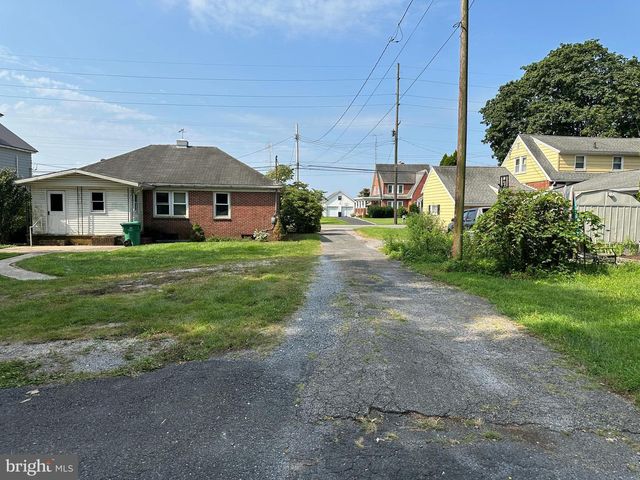 6008 CUMBERLAND HIGHWAY, Chambersburg, PA 17202