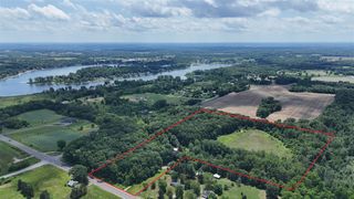 11010 5 Mile Road, Lowell, MI 49331