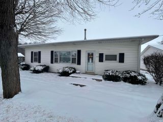 402 E North Street, Galveston, IN 46932