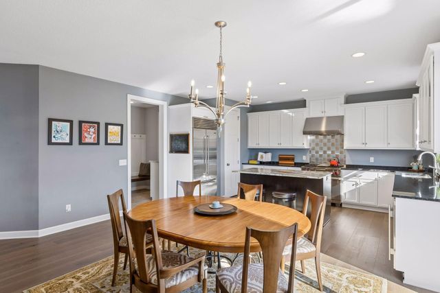 17 Crescent Lane, North Oaks, MN 55127