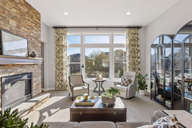 17 Crescent Lane, North Oaks, MN 55127