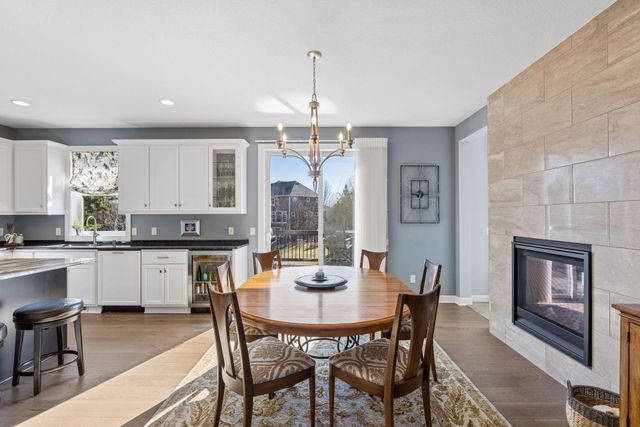 17 Crescent Lane, North Oaks, MN 55127