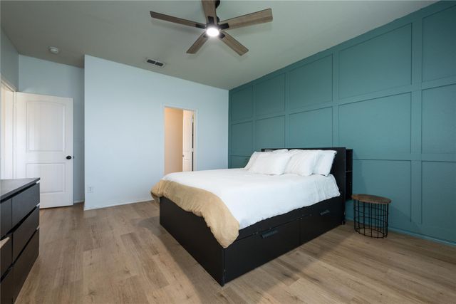 1627 Kawati Way, Krum, TX 76249