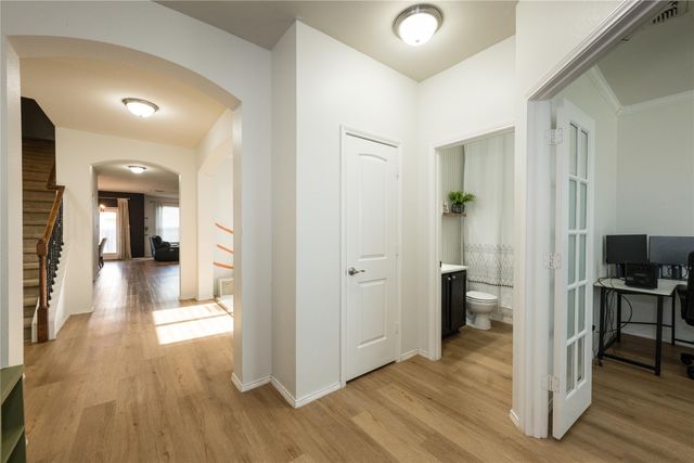 1627 Kawati Way, Krum, TX 76249