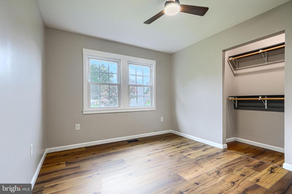Image 33 of property listing at 1813 POTOMAC RD, Edgewater, MD 21037