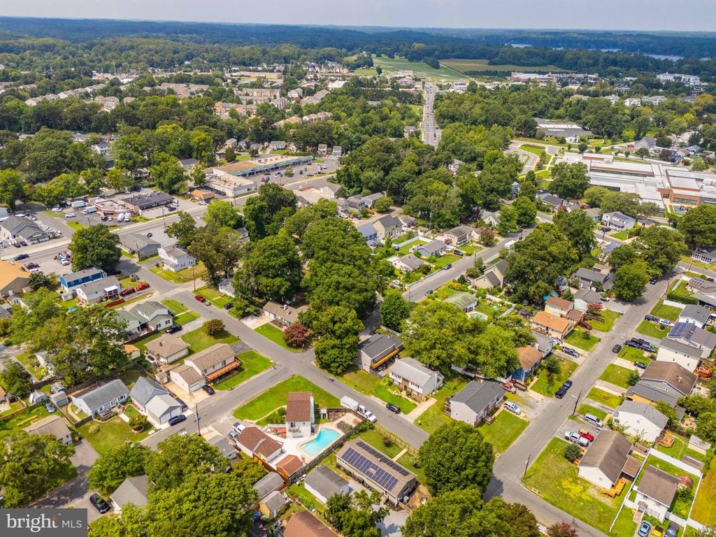 Image 55 of property listing at 1813 POTOMAC RD, Edgewater, MD 21037