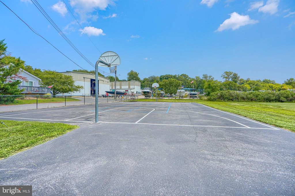Image 86 of property listing at 1813 POTOMAC RD, Edgewater, MD 21037
