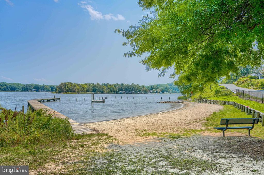 Image 91 of property listing at 1813 POTOMAC RD, Edgewater, MD 21037