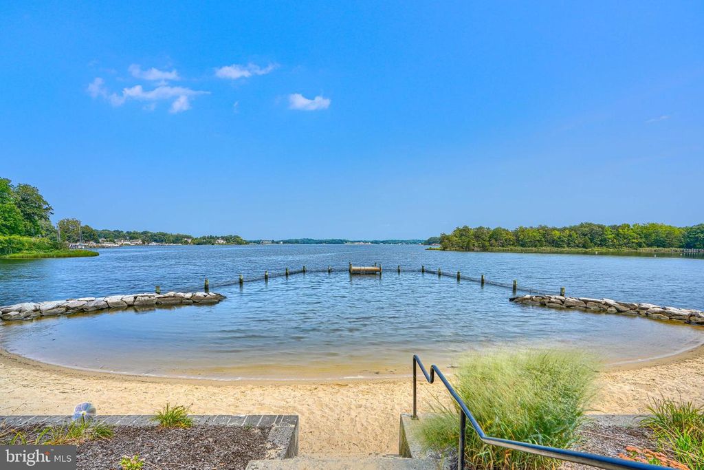 Image 95 of property listing at 1813 POTOMAC RD, Edgewater, MD 21037