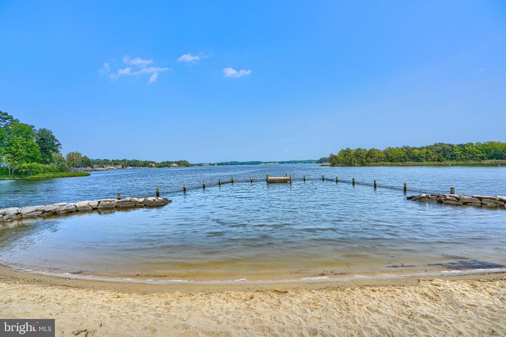 Image 97 of property listing at 1813 POTOMAC RD, Edgewater, MD 21037