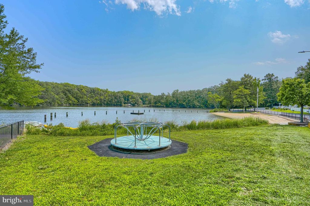 Image 99 of property listing at 1813 POTOMAC RD, Edgewater, MD 21037