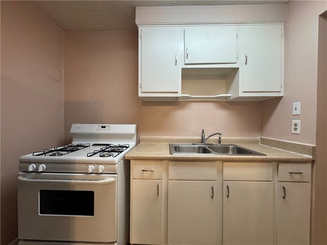 263 Valleyview Drive 3, Dayton, OH 45405
