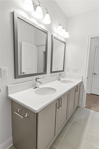 4421 W BAY COURT AVENUE, Tampa, FL 33611