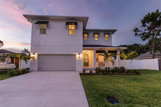 4421 W BAY COURT AVENUE, Tampa, FL 33611